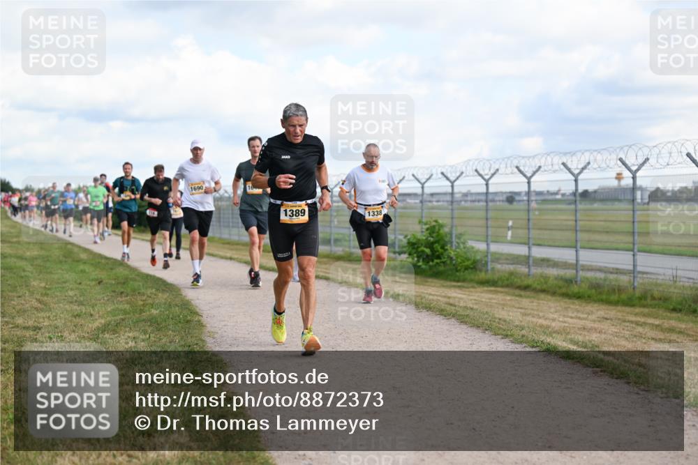 14.09.2025 - Airport Race Dr. Thomas Lammeyer http://msf.ph/oto/8872373 14.09.2025 12:17:02 Laufen 1690, 16, 1389, 1338 meine-sportfotos.de