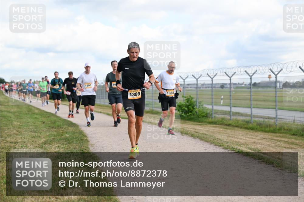 14.09.2025 - Airport Race Dr. Thomas Lammeyer http://msf.ph/oto/8872378 14.09.2025 12:17:03 Laufen 1690, 16, 1389, 1338 meine-sportfotos.de