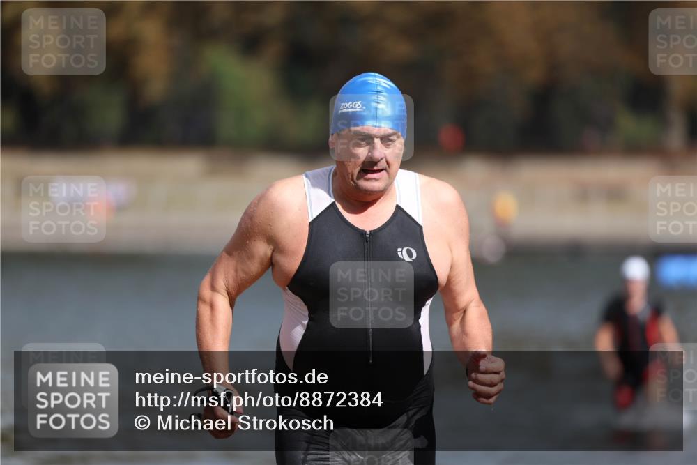 14.09.2025 - Stadtparktriathlon Michael Strokosch http://msf.ph/oto/8872384 14.09.2025 11:52:59 Schwimmen 1126, 1155, 1169 meine-sportfotos.de