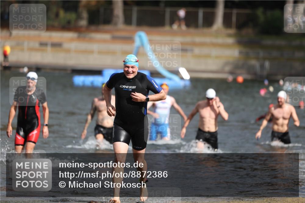 14.09.2025 - Stadtparktriathlon Michael Strokosch http://msf.ph/oto/8872386 14.09.2025 11:53:02 Schwimmen 1126, 1155, 1169, 1182, 1192, 1220 meine-sportfotos.de