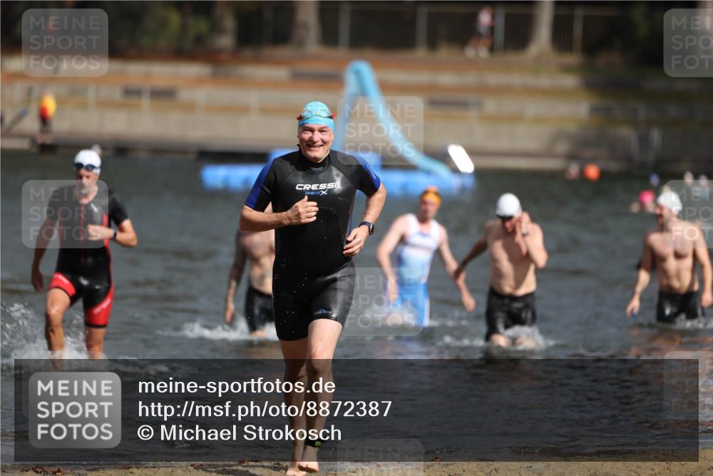 14.09.2025 - Stadtparktriathlon Michael Strokosch http://msf.ph/oto/8872387 14.09.2025 11:53:02 Schwimmen 1126, 1155, 1169, 1182, 1192, 1220 meine-sportfotos.de