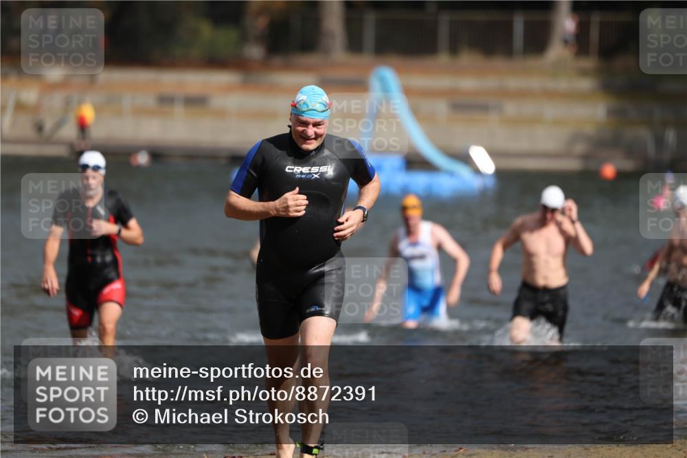 14.09.2025 - Stadtparktriathlon Michael Strokosch http://msf.ph/oto/8872391 14.09.2025 11:53:03 Schwimmen 1155, 1169, 1182, 1192, 1220 meine-sportfotos.de