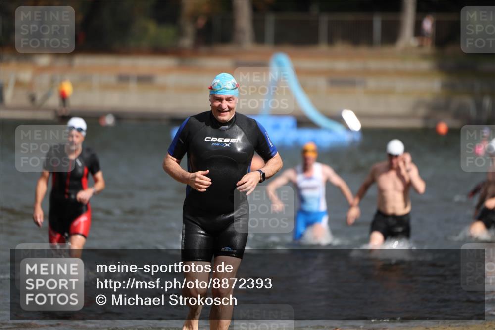 14.09.2025 - Stadtparktriathlon Michael Strokosch http://msf.ph/oto/8872393 14.09.2025 11:53:03 Schwimmen 1155, 1169, 1182, 1192, 1220 meine-sportfotos.de