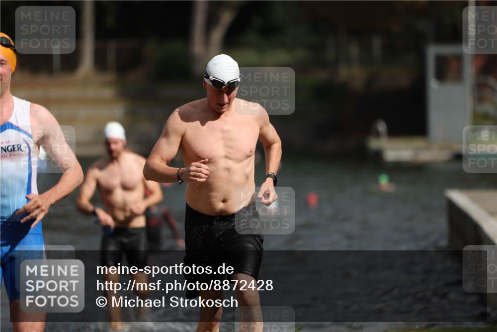 14.09.2025 - Stadtparktriathlon Michael Strokosch http://msf.ph/oto/8872428 14.09.2025 11:53:11 Schwimmen 1155, 1182, 1184, 1192, 1220 meine-sportfotos.de