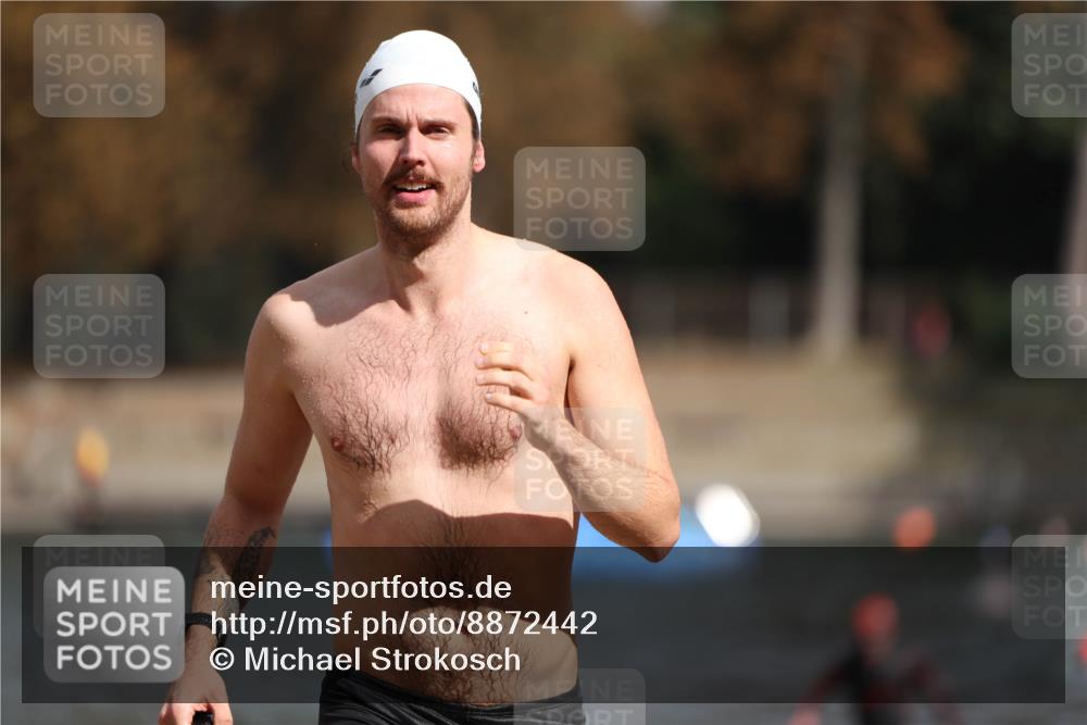 14.09.2025 - Stadtparktriathlon Michael Strokosch http://msf.ph/oto/8872442 14.09.2025 11:53:17 Schwimmen 1184, 1220 meine-sportfotos.de