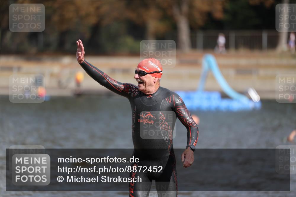 14.09.2025 - Stadtparktriathlon Michael Strokosch http://msf.ph/oto/8872452 14.09.2025 11:53:33 Schwimmen 1157, 1175, 1213 meine-sportfotos.de