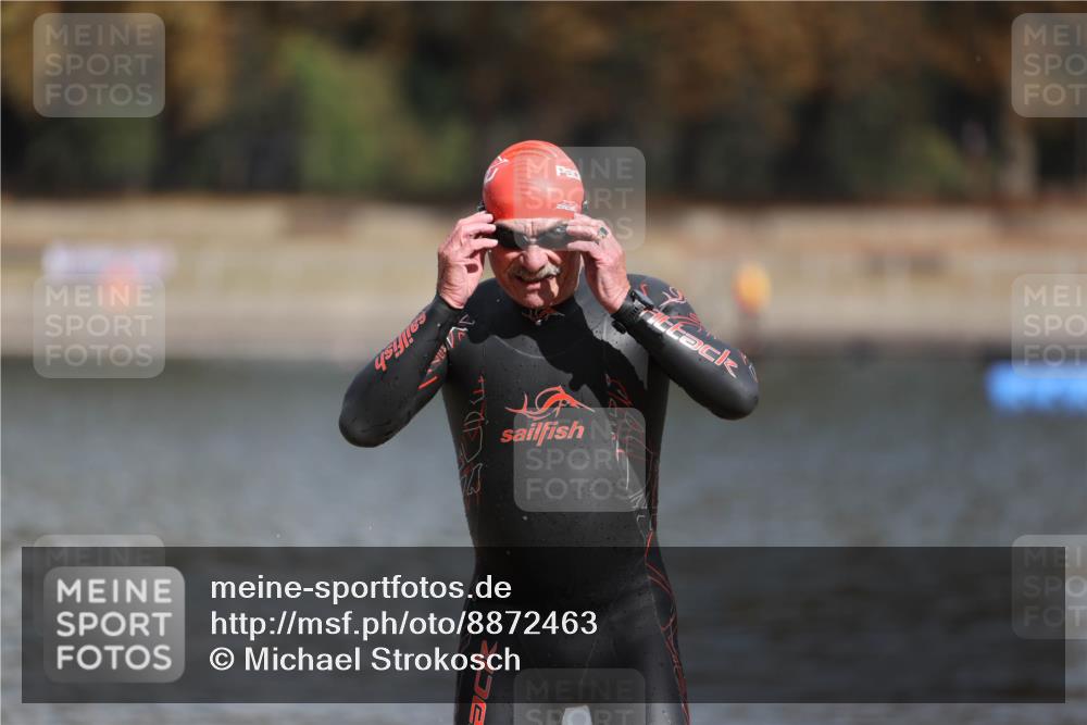 14.09.2025 - Stadtparktriathlon Michael Strokosch http://msf.ph/oto/8872463 14.09.2025 11:53:35 Schwimmen 1157, 1175, 1213 meine-sportfotos.de