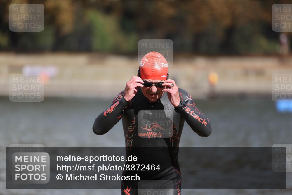 14.09.2025 - Stadtparktriathlon Michael Strokosch http://msf.ph/oto/8872464 14.09.2025 11:53:35 Schwimmen 1157, 1175, 1213 meine-sportfotos.de
