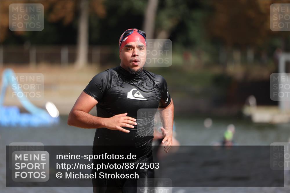 14.09.2025 - Stadtparktriathlon Michael Strokosch http://msf.ph/oto/8872503 14.09.2025 11:53:45 Schwimmen 1157 meine-sportfotos.de