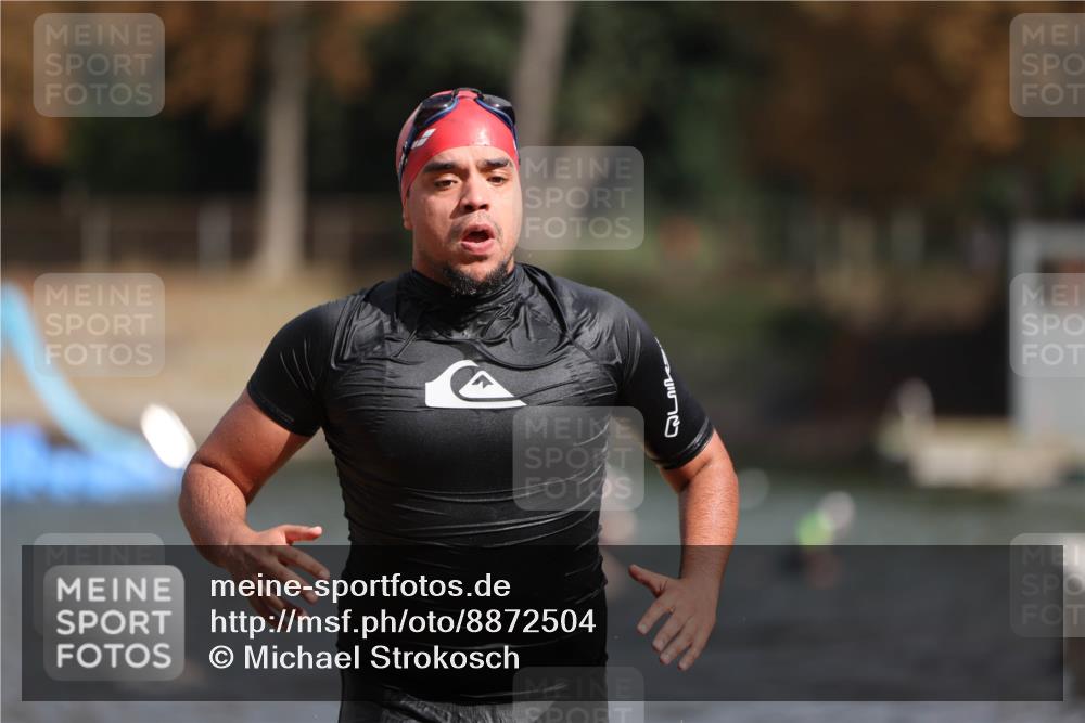 14.09.2025 - Stadtparktriathlon Michael Strokosch http://msf.ph/oto/8872504 14.09.2025 11:53:46 Schwimmen 1157 meine-sportfotos.de