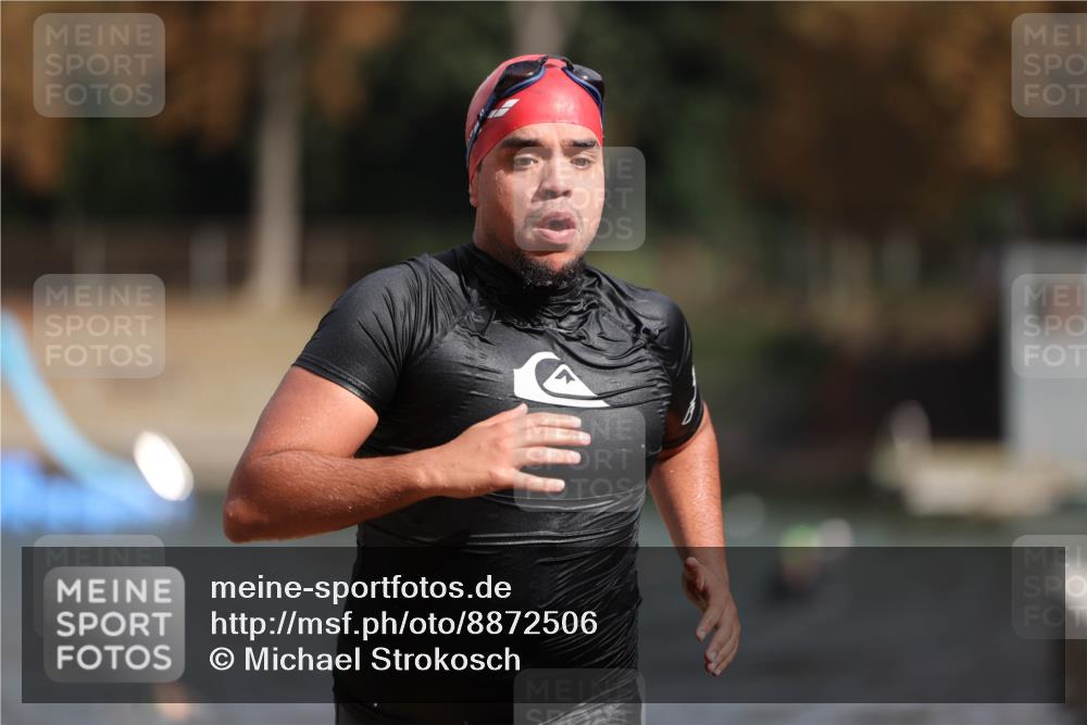 14.09.2025 - Stadtparktriathlon Michael Strokosch http://msf.ph/oto/8872506 14.09.2025 11:53:46 Schwimmen 1157 meine-sportfotos.de