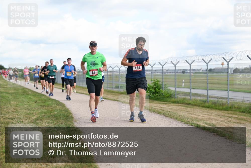 14.09.2025 - Airport Race Dr. Thomas Lammeyer http://msf.ph/oto/8872525 14.09.2025 12:17:11 Laufen 162, 540, 89 meine-sportfotos.de