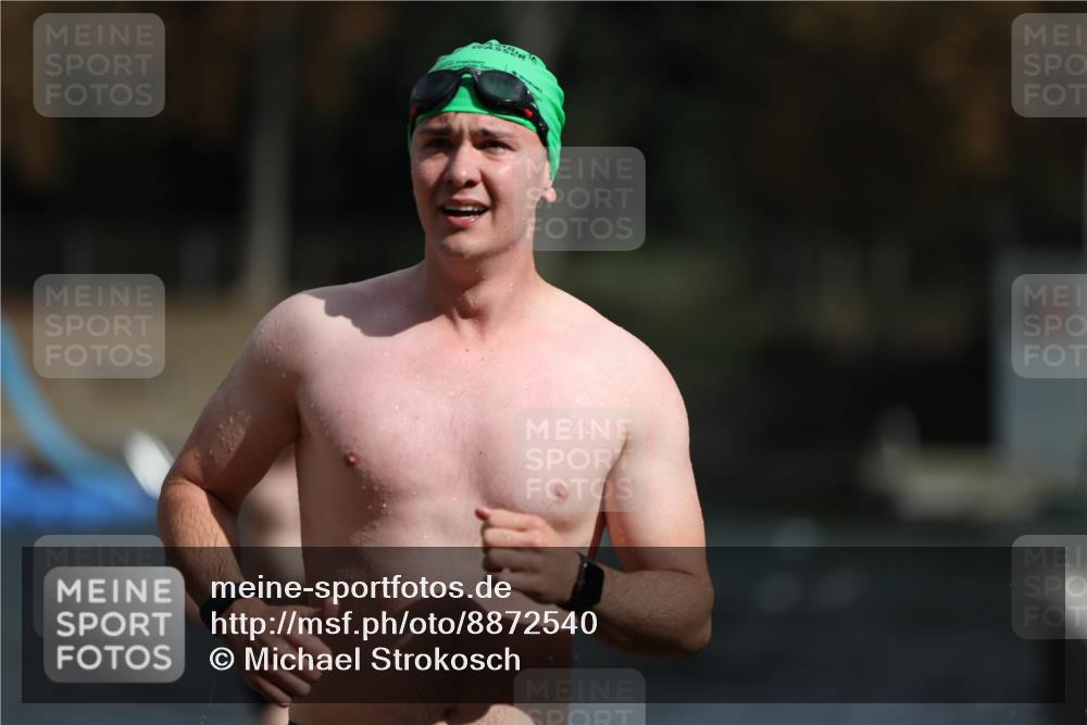 14.09.2025 - Stadtparktriathlon Michael Strokosch http://msf.ph/oto/8872540 14.09.2025 11:54:06 Schwimmen 1149, 1152, 1200 meine-sportfotos.de