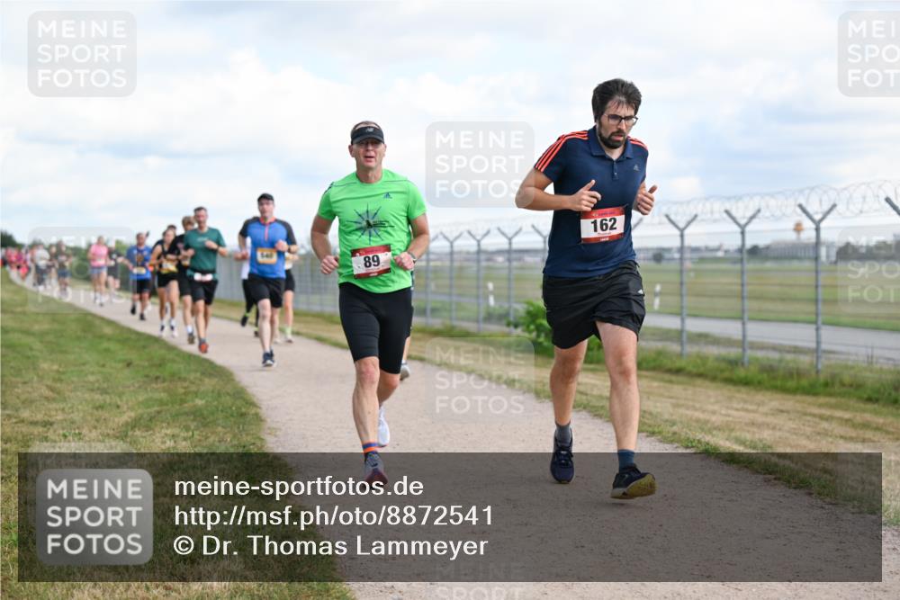 14.09.2025 - Airport Race Dr. Thomas Lammeyer http://msf.ph/oto/8872541 14.09.2025 12:17:12 Laufen 89, 162 meine-sportfotos.de