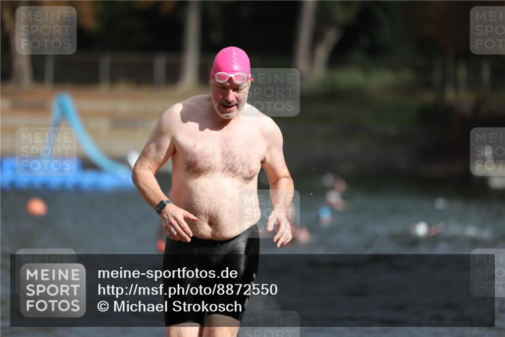 14.09.2025 - Stadtparktriathlon Michael Strokosch http://msf.ph/oto/8872550 14.09.2025 11:54:08 Schwimmen 1149, 1152, 1200 meine-sportfotos.de