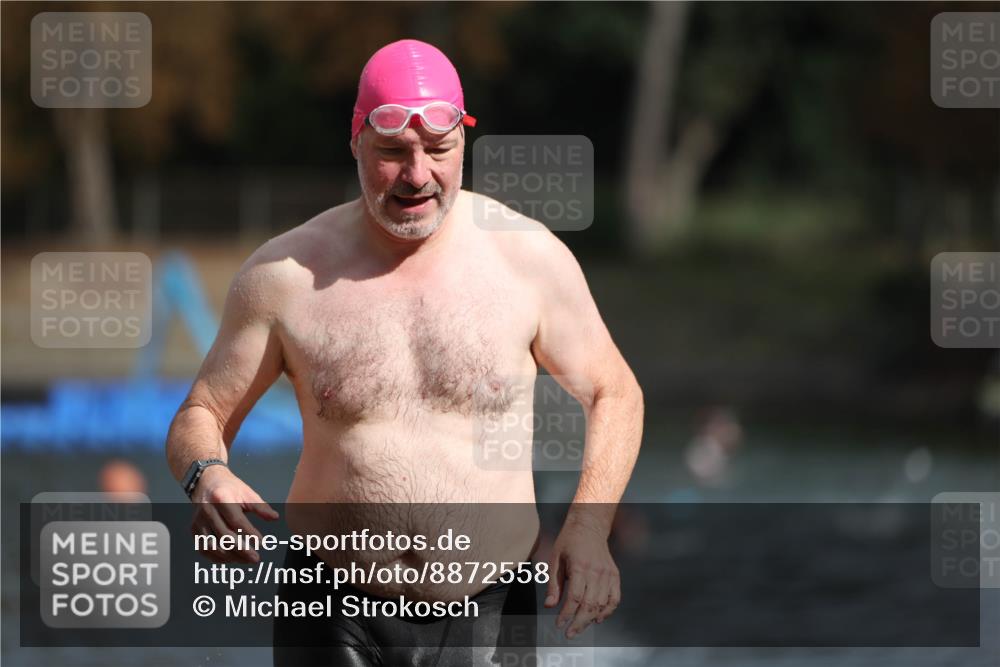 14.09.2025 - Stadtparktriathlon Michael Strokosch http://msf.ph/oto/8872558 14.09.2025 11:54:09 Schwimmen 1149, 1152, 1200 meine-sportfotos.de