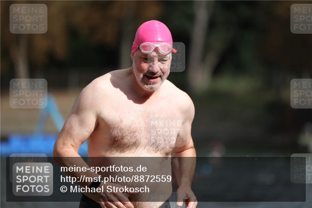 14.09.2025 - Stadtparktriathlon Michael Strokosch http://msf.ph/oto/8872559 14.09.2025 11:54:09 Schwimmen 1149, 1152, 1200 meine-sportfotos.de