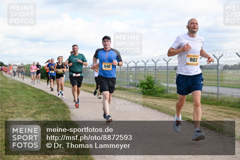 14.09.2025 - Airport Race Dr. Thomas Lammeyer http://msf.ph/oto/8872593 14.09.2025 12:17:15 Laufen 2, 370, 982, 540 meine-sportfotos.de