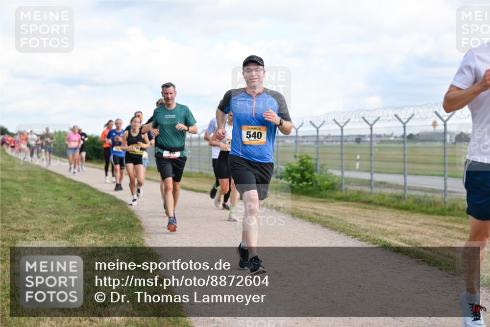 14.09.2025 - Airport Race Dr. Thomas Lammeyer http://msf.ph/oto/8872604 14.09.2025 12:17:16 Laufen 540, 40 meine-sportfotos.de
