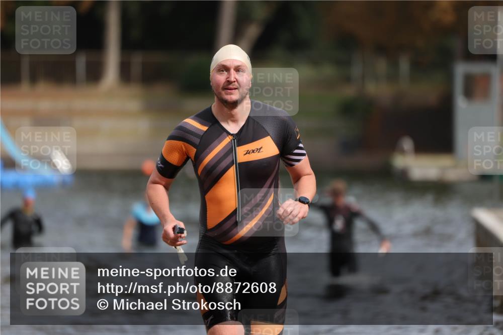 14.09.2025 - Stadtparktriathlon Michael Strokosch http://msf.ph/oto/8872608 14.09.2025 11:54:31 Schwimmen 1158, 1210 meine-sportfotos.de