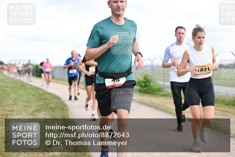 14.09.2025 - Airport Race Dr. Thomas Lammeyer http://msf.ph/oto/8872643 14.09.2025 12:17:18 Laufen 1831 meine-sportfotos.de