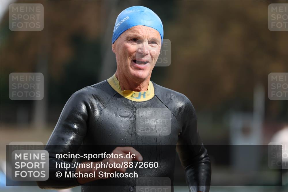14.09.2025 - Stadtparktriathlon Michael Strokosch http://msf.ph/oto/8872660 14.09.2025 11:54:57 Schwimmen 1142, 1163, 1167 meine-sportfotos.de