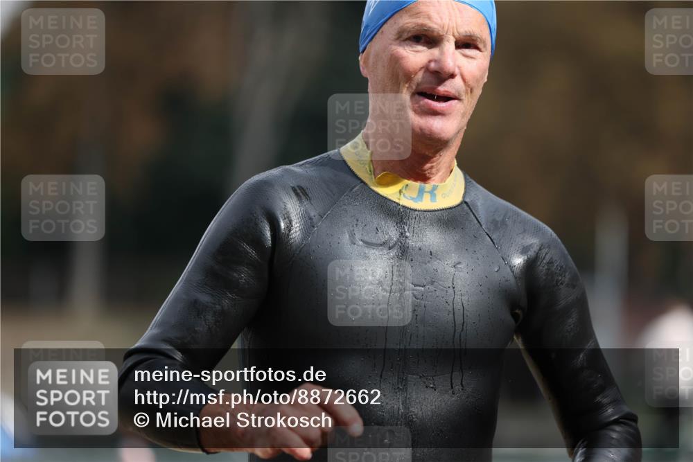 14.09.2025 - Stadtparktriathlon Michael Strokosch http://msf.ph/oto/8872662 14.09.2025 11:54:57 Schwimmen 1142, 1163, 1167 meine-sportfotos.de