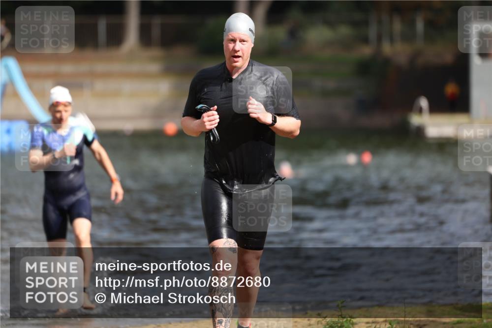 14.09.2025 - Stadtparktriathlon Michael Strokosch http://msf.ph/oto/8872680 14.09.2025 11:55:14 Schwimmen 1148, 1204 meine-sportfotos.de
