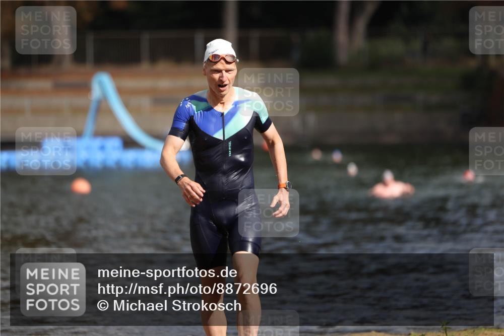 14.09.2025 - Stadtparktriathlon Michael Strokosch http://msf.ph/oto/8872696 14.09.2025 11:55:18 Schwimmen 1148, 1204 meine-sportfotos.de