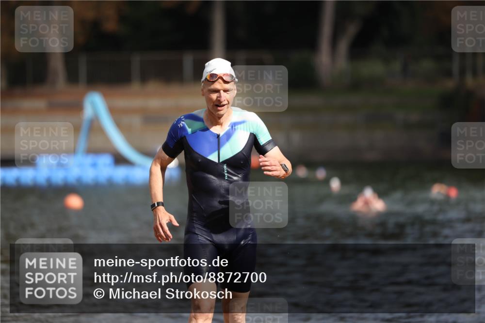 14.09.2025 - Stadtparktriathlon Michael Strokosch http://msf.ph/oto/8872700 14.09.2025 11:55:19 Schwimmen 1148, 1204 meine-sportfotos.de