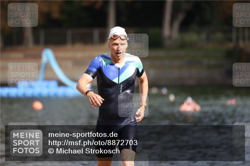 14.09.2025 - Stadtparktriathlon Michael Strokosch http://msf.ph/oto/8872703 14.09.2025 11:55:19 Schwimmen 1148, 1204 meine-sportfotos.de