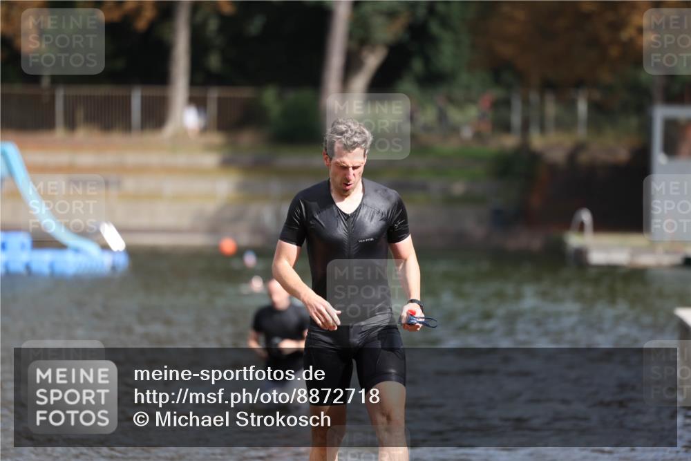 14.09.2025 - Stadtparktriathlon Michael Strokosch http://msf.ph/oto/8872718 14.09.2025 11:56:17 Schwimmen 1183 meine-sportfotos.de