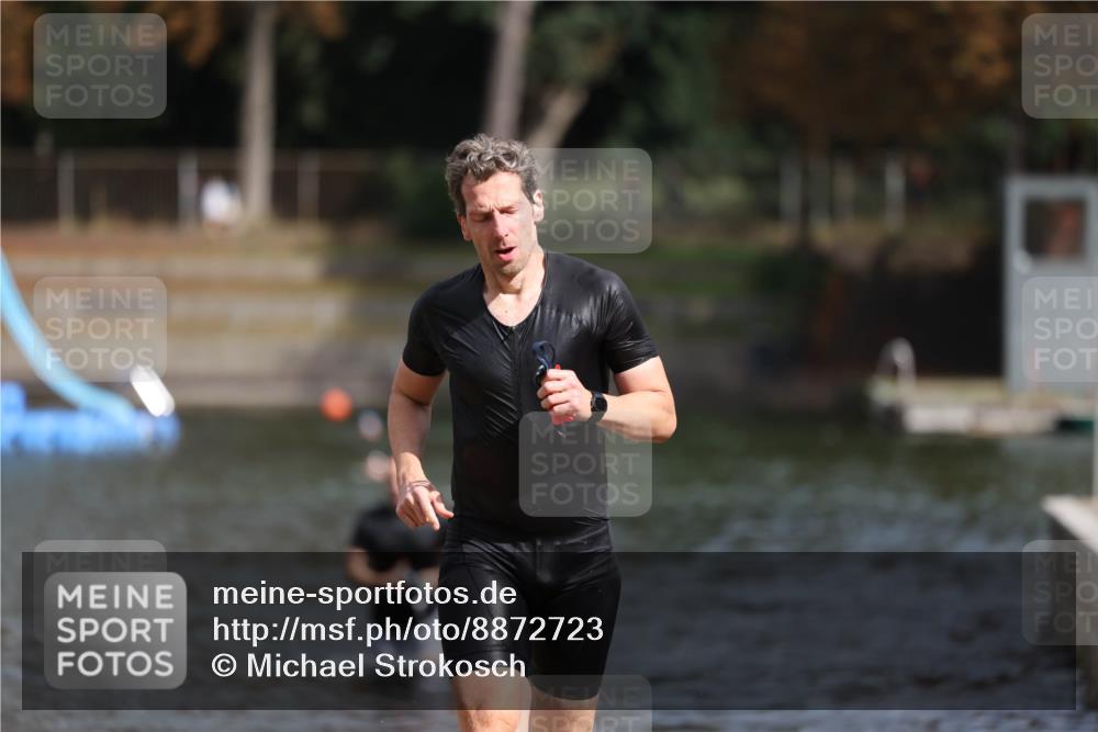 14.09.2025 - Stadtparktriathlon Michael Strokosch http://msf.ph/oto/8872723 14.09.2025 11:56:19 Schwimmen 1134, 1183 meine-sportfotos.de