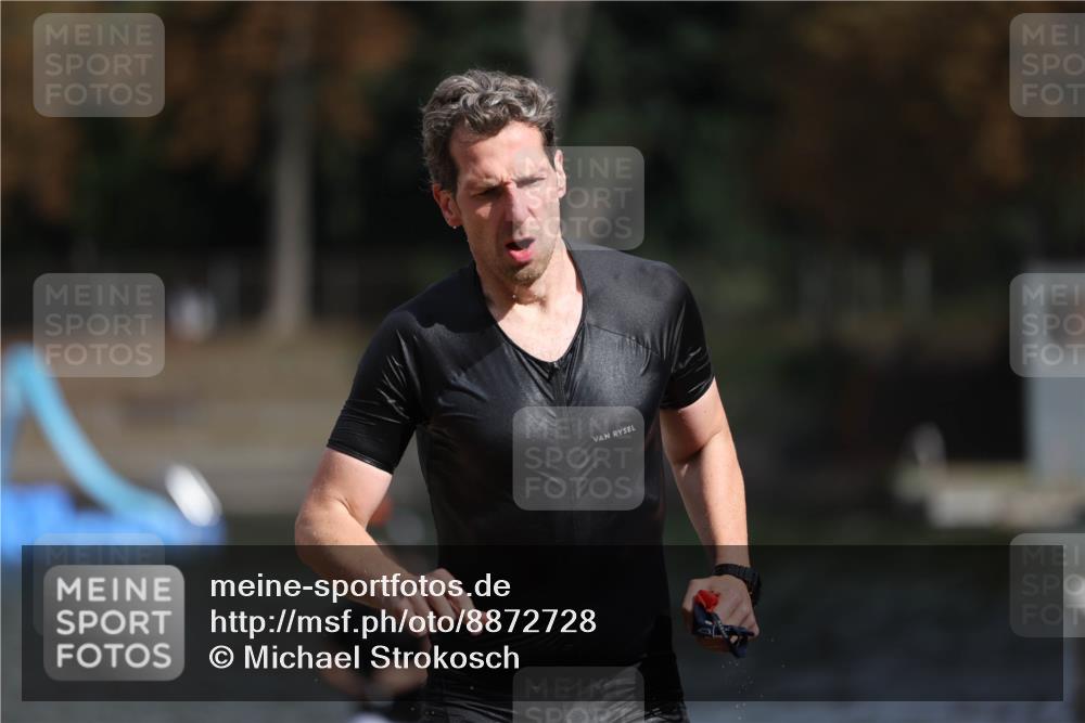 14.09.2025 - Stadtparktriathlon Michael Strokosch http://msf.ph/oto/8872728 14.09.2025 11:56:21 Schwimmen 1134, 1183 meine-sportfotos.de