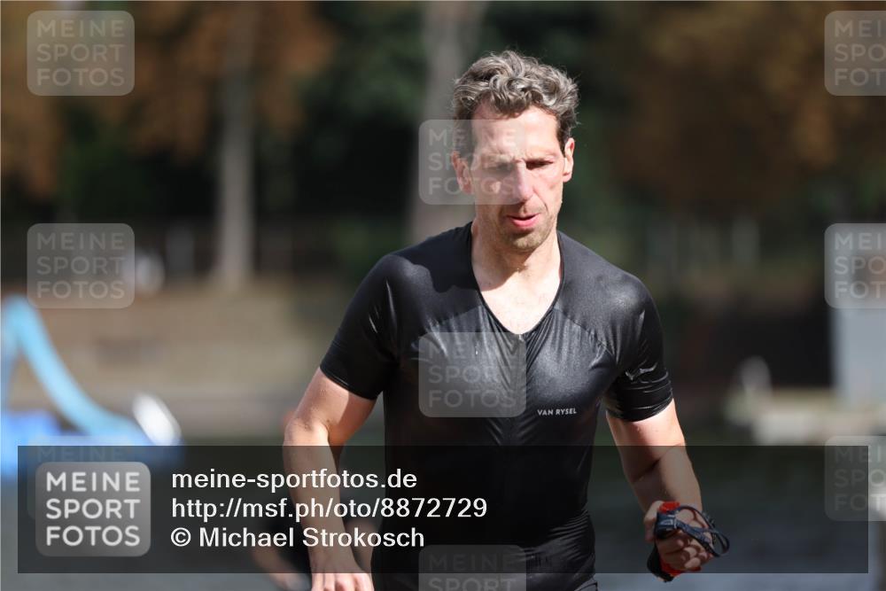 14.09.2025 - Stadtparktriathlon Michael Strokosch http://msf.ph/oto/8872729 14.09.2025 11:56:21 Schwimmen 1134, 1183 meine-sportfotos.de