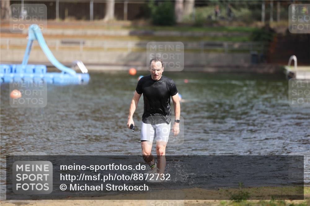 14.09.2025 - Stadtparktriathlon Michael Strokosch http://msf.ph/oto/8872732 14.09.2025 11:56:26 Schwimmen 1134 meine-sportfotos.de