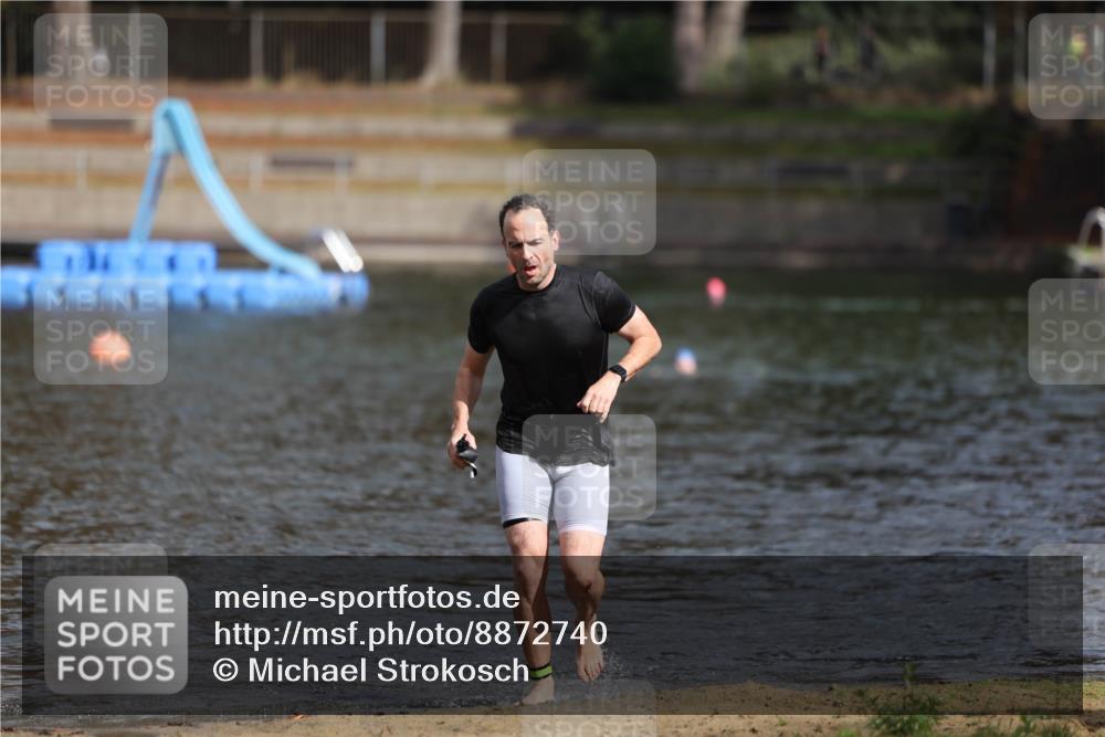 14.09.2025 - Stadtparktriathlon Michael Strokosch http://msf.ph/oto/8872740 14.09.2025 11:56:27 Schwimmen 1134 meine-sportfotos.de
