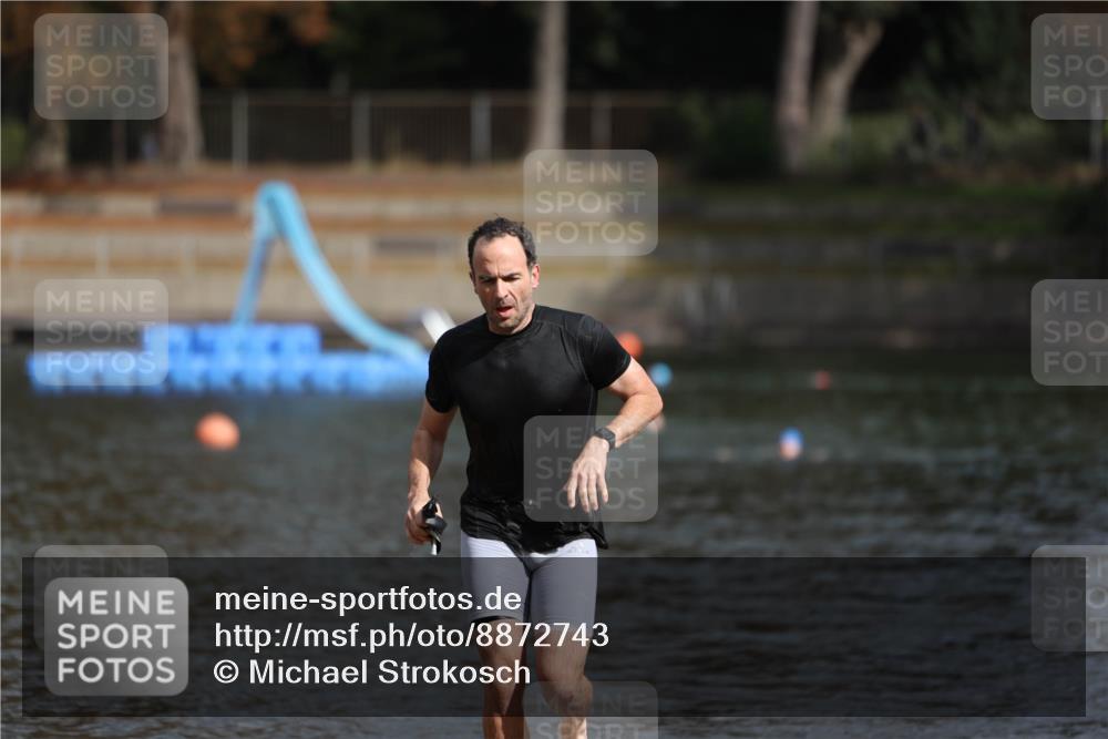 14.09.2025 - Stadtparktriathlon Michael Strokosch http://msf.ph/oto/8872743 14.09.2025 11:56:29 Schwimmen 1134 meine-sportfotos.de