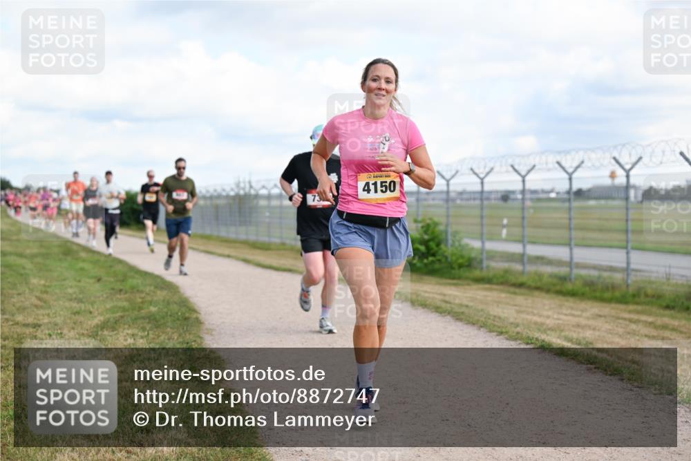 14.09.2025 - Airport Race Dr. Thomas Lammeyer http://msf.ph/oto/8872747 14.09.2025 12:17:24 Laufen 73, 4150 meine-sportfotos.de