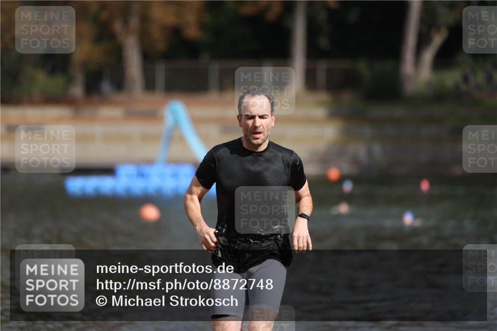 14.09.2025 - Stadtparktriathlon Michael Strokosch http://msf.ph/oto/8872748 14.09.2025 11:56:30 Schwimmen 1134 meine-sportfotos.de