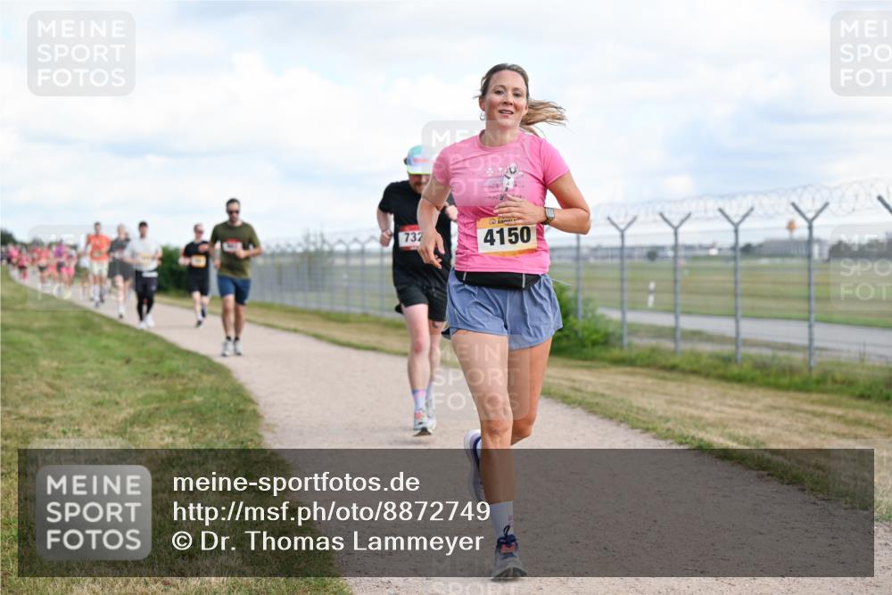 14.09.2025 - Airport Race Dr. Thomas Lammeyer http://msf.ph/oto/8872749 14.09.2025 12:17:24 Laufen 732, 4150 meine-sportfotos.de