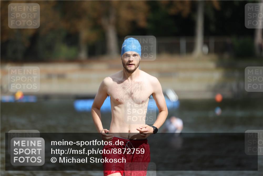 14.09.2025 - Stadtparktriathlon Michael Strokosch http://msf.ph/oto/8872759 14.09.2025 11:57:11 Schwimmen 1151 meine-sportfotos.de