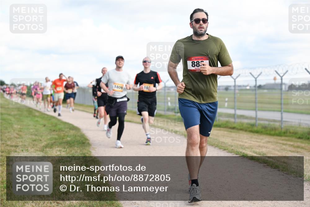 14.09.2025 - Airport Race Dr. Thomas Lammeyer http://msf.ph/oto/8872805 14.09.2025 12:17:30 Laufen 1809, 88 meine-sportfotos.de