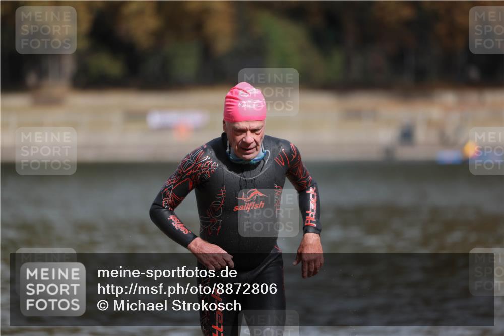 14.09.2025 - Stadtparktriathlon Michael Strokosch http://msf.ph/oto/8872806 14.09.2025 11:58:47 Schwimmen 1208, 1215 meine-sportfotos.de
