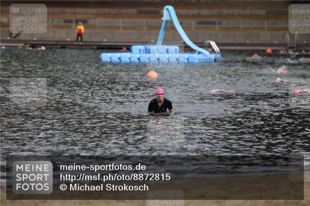 14.09.2025 - Stadtparktriathlon Michael Strokosch http://msf.ph/oto/8872815 14.09.2025 12:09:25 Schwimmen  meine-sportfotos.de