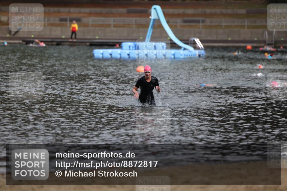 14.09.2025 - Stadtparktriathlon Michael Strokosch http://msf.ph/oto/8872817 14.09.2025 12:09:25 Schwimmen  meine-sportfotos.de