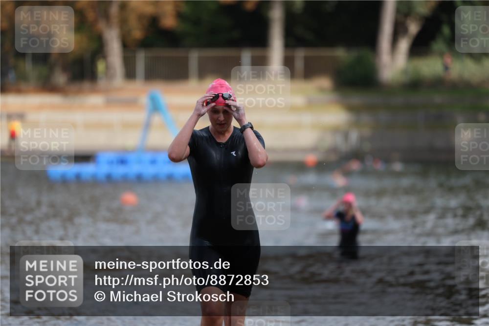 14.09.2025 - Stadtparktriathlon Michael Strokosch http://msf.ph/oto/8872853 14.09.2025 12:09:36 Schwimmen 1294 meine-sportfotos.de