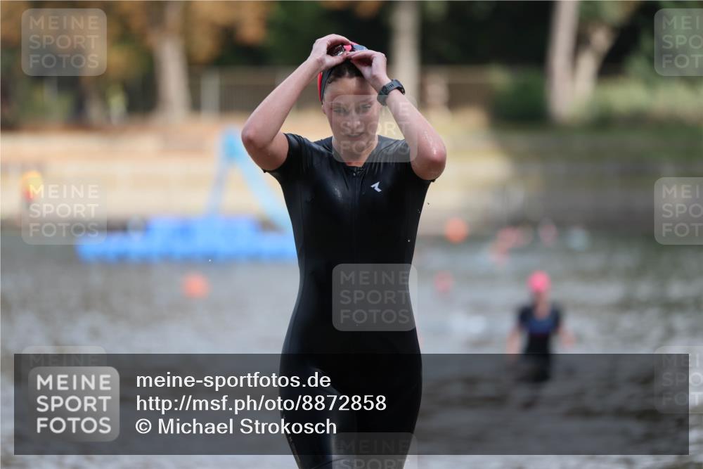 14.09.2025 - Stadtparktriathlon Michael Strokosch http://msf.ph/oto/8872858 14.09.2025 12:09:38 Schwimmen 1294, 1311 meine-sportfotos.de