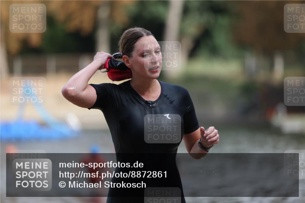 14.09.2025 - Stadtparktriathlon Michael Strokosch http://msf.ph/oto/8872861 14.09.2025 12:09:39 Schwimmen 1294, 1298, 1311 meine-sportfotos.de
