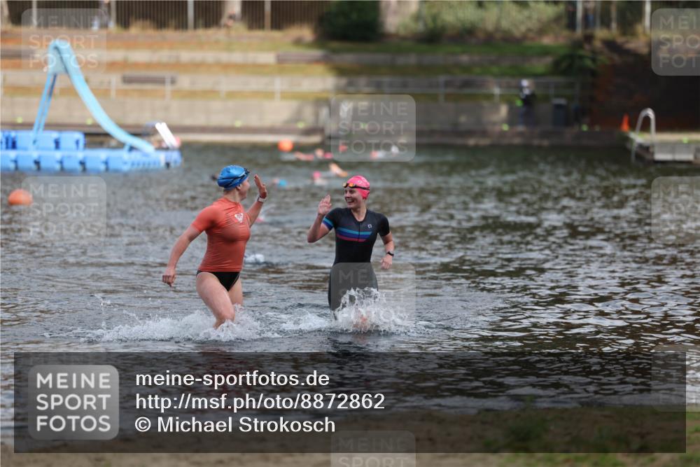 14.09.2025 - Stadtparktriathlon Michael Strokosch http://msf.ph/oto/8872862 14.09.2025 12:09:43 Schwimmen 1298, 1311 meine-sportfotos.de